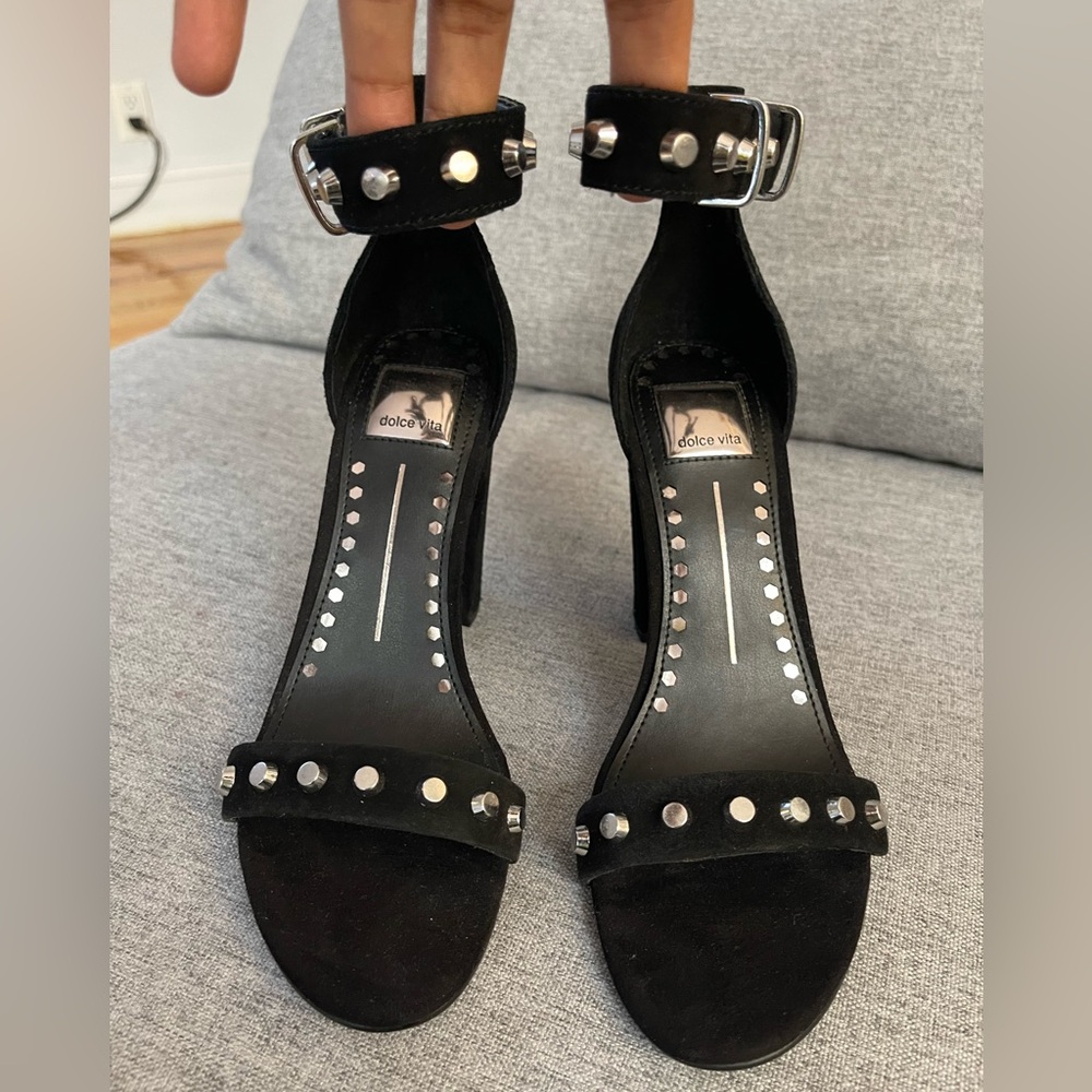 Dolce Vita suede Sandal